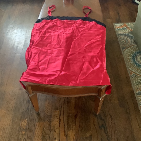 Red Nightgown with Black Lace - Picture 3 of 9